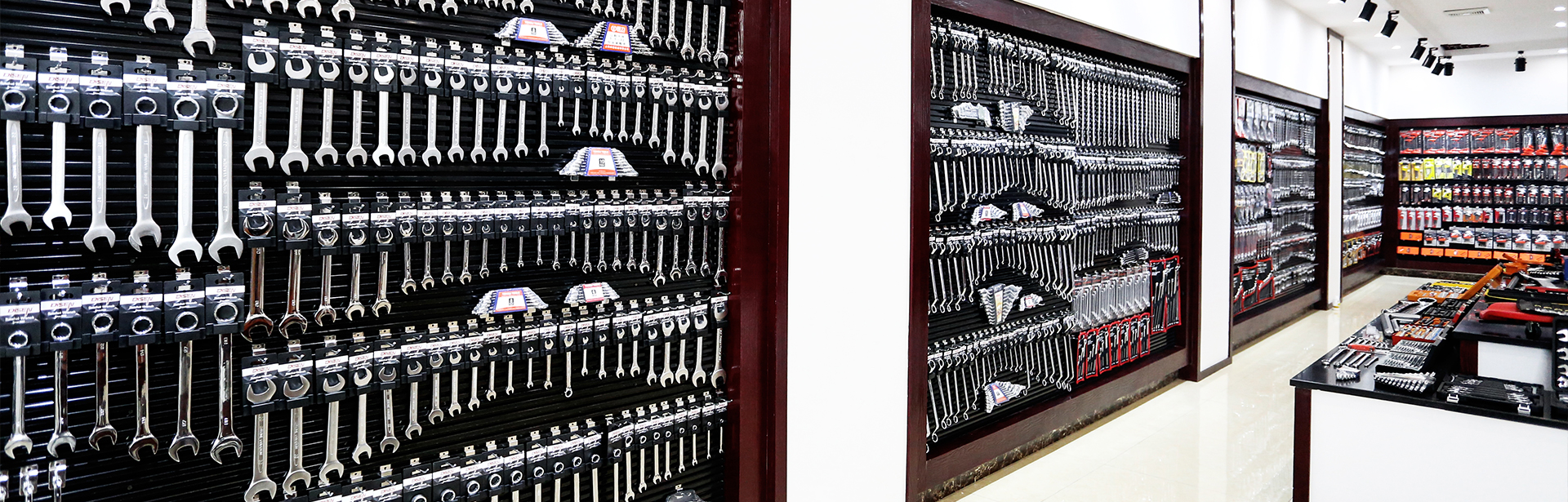 Adjustable Wrench
